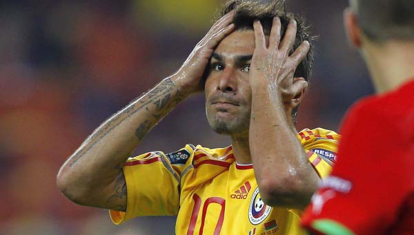 Адриан Муту лекува контузия с бой и алкохол