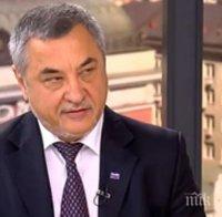 Валери Симеонов: Френската държава е допуснала разделянето на обществото си на два противоположни и взаимно изключващи се свята.