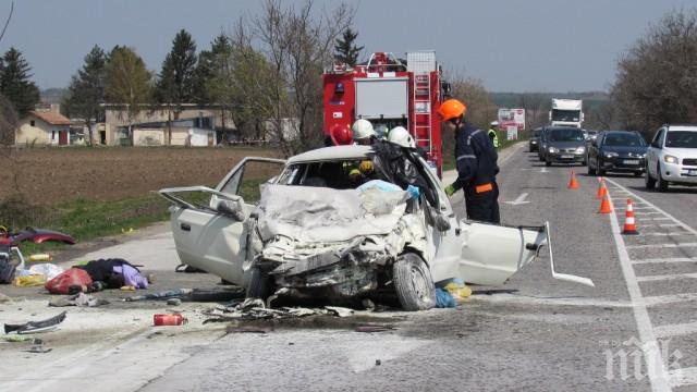 ПЪРВО В ПИК! Жестока катастрофа с пет коли блокира пътя Созопол-Бургас