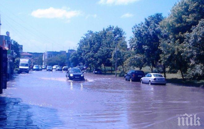 Бедствено положение! Опасността след потопа в Пловдив остава, щетите са за над милион