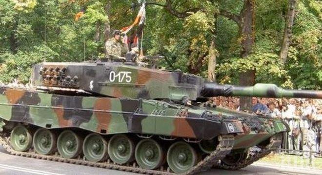 Гърците го удариха на бизнес! Продават танк от неуспелия преврат в Турция (СНИМКА)