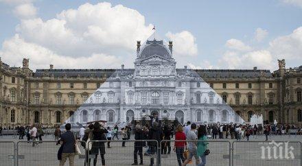 евакуираха спешност посетителите лувъра