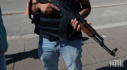 бомбена атака трабзон полицаи убити ранени