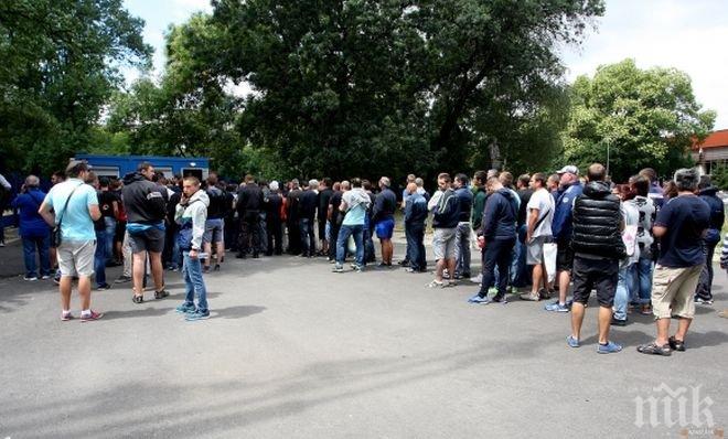 Нагли спекуланти искат 111 лева за реванша между Левски и Марибор