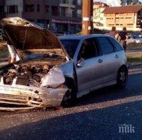 Катастрофа в Благоевград! 18-годишна пострада при сблъсък край 