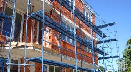 тежък инцидент рила годишен удари главата полетя скеле