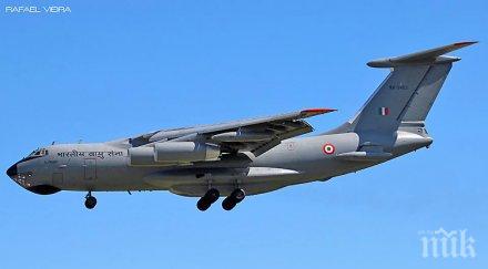индийски военен самолет изпари