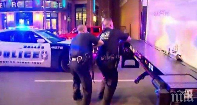 Пак стрелба в САЩ: Неизвестен рани полицаи в Охайо 