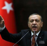 Ердоган погна и посланиците, свързани с Гюлен