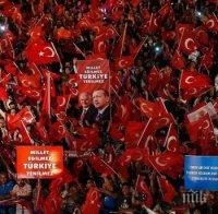 Вицепремиерът на Турция Куртулмуш: Страната повече не е застрашена от опит за военен преврат