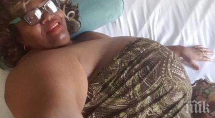 рекорд притежателката големия бюст заработи милион долара еротичен сайт