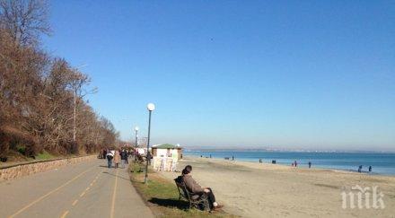 паника бургас турист откри глава авиационна бомба плаж сарафово