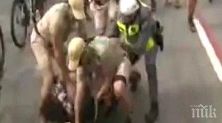 немислимо посегнаха олимпийския огън шокиращо видео