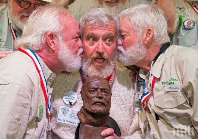 Хемингуей спечели конкурса за двойници на Хемингуей