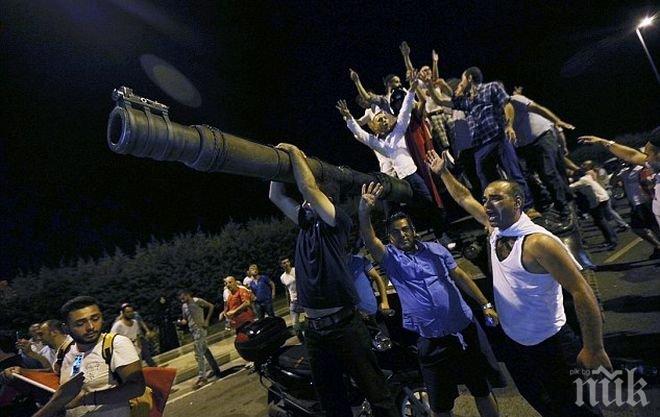 Организаторите на преврата в Турция искали да вкарат нови 400 фамилии във властта 