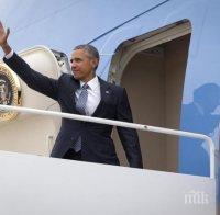  Самолетът на Обама разтърсен от турбулентност 