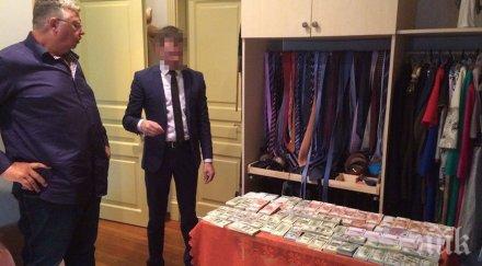 русия арестуваха шефа федералната митница намериха повече милион долара кутии обувки