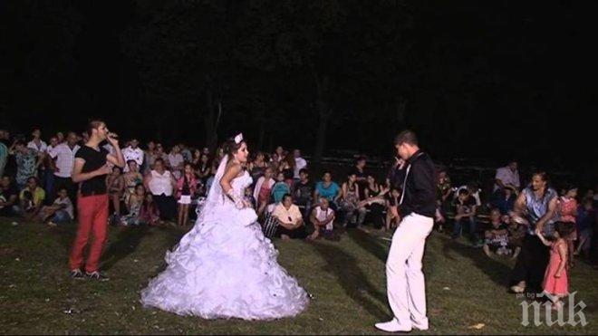 Забраняват циганските сватби в Кюстендил