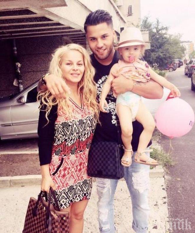 Деси Слава закичи племенничката си със злато