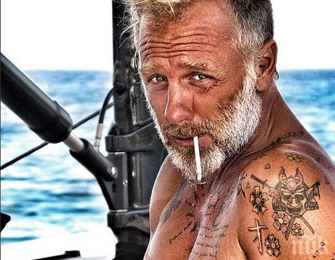 50-годишен татуиран милионер стана звезда в нета (СНИМКИ + ВИДЕО)