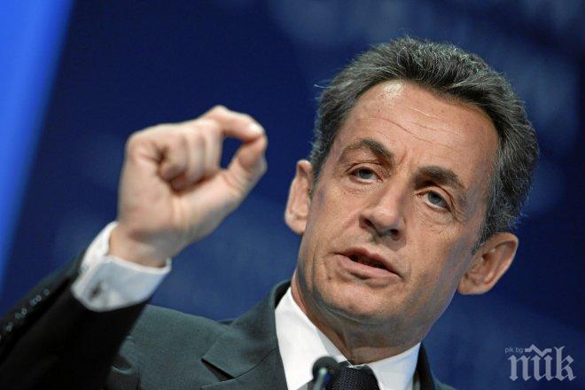 Саркози: Франция е във война, трябва да действаме безкомпромисно и незабавно! 