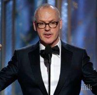 Майкъл Кийтън изгря със своя звезда на Алеята на славата в Холивуд 