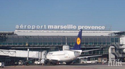 евакуираха летището марсилия заради забравен багаж