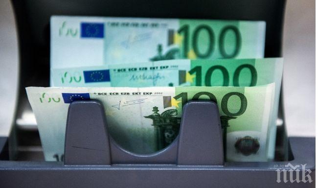 През Q2 растежът на еврозоната достигна 1,6%, а безработицата остана 10,1%