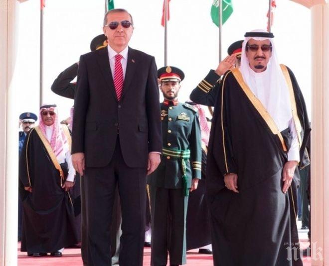 Военният министър на Катар хвърли бомбата: Саудитска Арабия и ОАЕ са знаели за готвения преврат в Турция