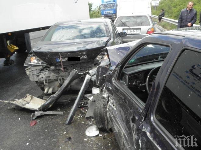 Задържаха шофьор на товарен камион за катастрофа със смъртен случай