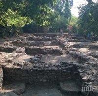 Археолози откриха старинен публичен дом край Евксиноград