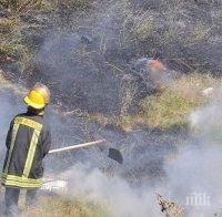 Военни се включват в гасенето на пожара  край Маджарово