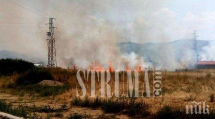 пак огнена стихия благоевград пламъци дим района хотел хит