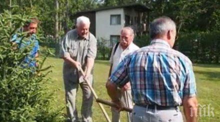 пик посрещнаха инструктора юрий гагарин