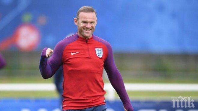 Уейн Рууни ще продължи да играе за Англия до Мондиал 2018