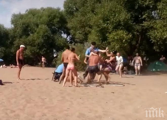 Кървав екшън на плажа в Приморско: Пубери пребиха невинен мъж 