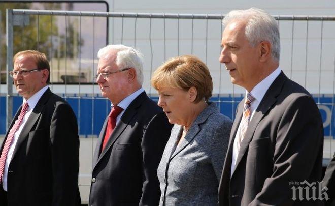 Меркел и Гаук участваха в панихида за загиналите в Мюнхен