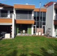 Данъчни продават къща в София за 1 милион и апартаменти в Слънчака за по 43 000