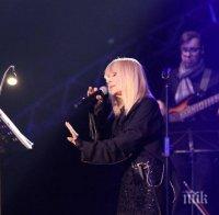 Истерия в Бургас! Министри напират за концерта на Лили
