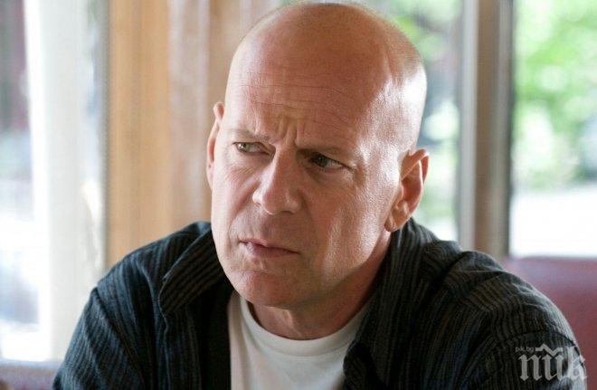 Ето ги звездите трезвеници. Едни - за хубост, други - заради проблеми, трети - просто ей-така