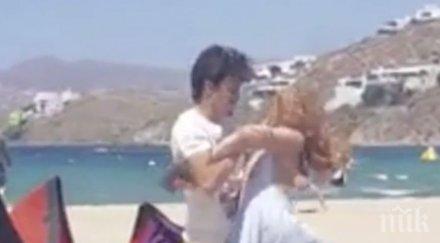 уникум бой линдзи лоън гаджето гръцки плаж видео