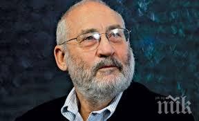 нобелистът джоузеф стиглиц напуснал комитета панама пейпърс