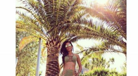 дъщерята емо костадинов предизвика сензация бански