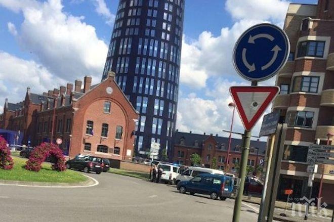 ИЗВЪНРЕДНО: Ново нападение с мачете, този път срещу полицаи в Белгия