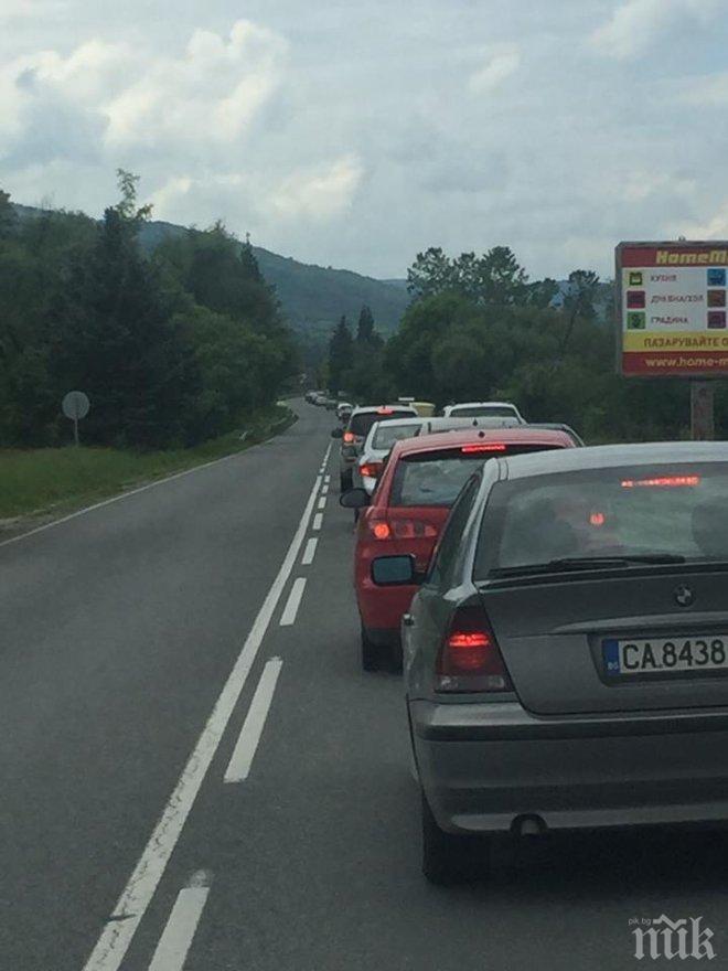 Пореден уикенд с огромни задръствания в Бургас