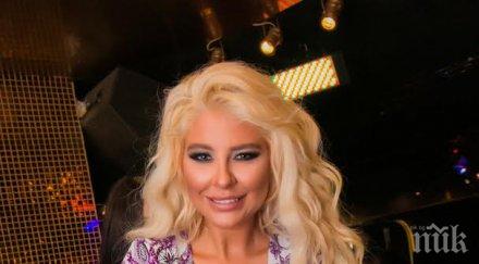 кобрата изпуска око андреа дебне участия