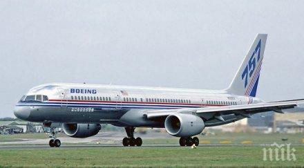 повреден боинг кацна един двигател санкт петербург