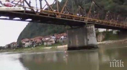 жестока трагедия спортист загина скок вода видео