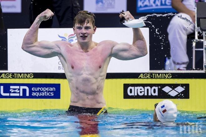 Бабата на олимпийски медалист стана звезда в нета