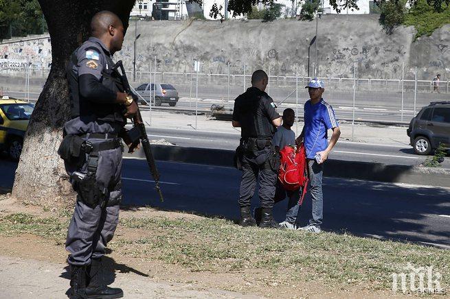 БОМБА В РИО! Свиха електроника за 11 000 долара на грък